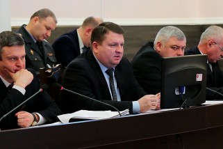 Итоги работы района: 715 рублей средняя зарплата