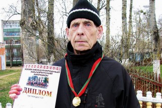 Валентин Артамонов взял «Золото» Малоритского марафона