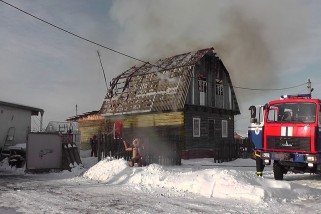 Во время пожара на улице Березинской прогремел взрыв.