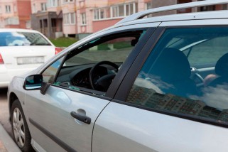 В Первомайском микрорайоне хулиганы разбили пять автомобилей
