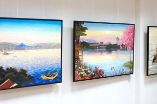 Экспозиция включает в себя около 20 живописных произведений.