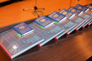 Двадцать светлогорских школьников получили свои первые паспорта